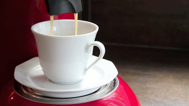 Coffee dispenser making hot coffee