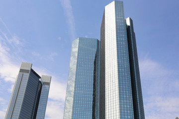 Fototapeta na wymiar Niemiecki Bank Tower Frankfurt