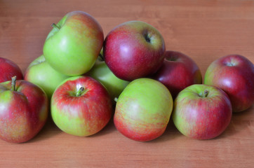 delicious apples