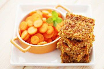 carrot cake with coconut