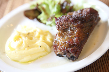 smoked rib with potato