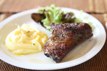 smoked rib with potato