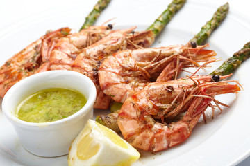 shrimps with asparagus