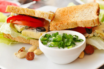 Sandwich in a cafe