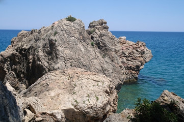 Rock and sea 