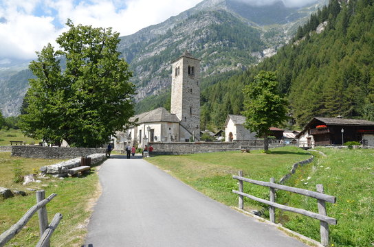 Chiesa vecchia di Staffa a Macugnaga