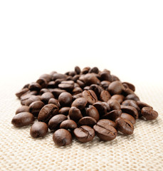 Roasted coffee beans