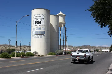 Garden poster Route 66 Route 66 à Kingman (Arizona) 