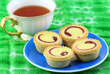 blueberry cheese pie dessert with tea