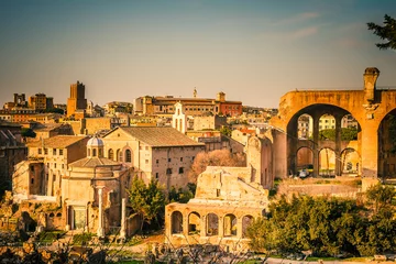Zelfklevend Fotobehang Ruins of Forum in Rome © sborisov