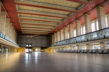 HDR - Abflughalle Tempelhof