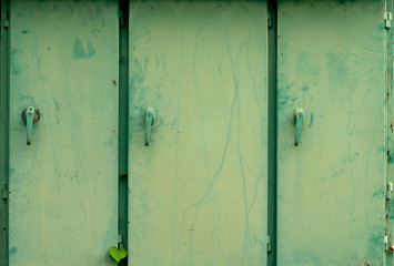 outdoor control cabinet lid