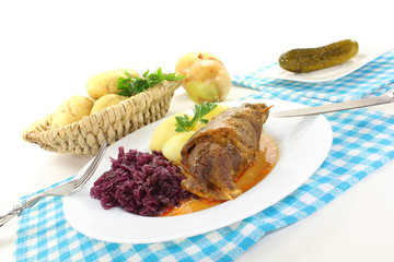 leckere gefüllte Rinderrouladen