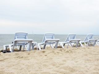 Chaise lounge
