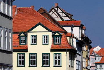 Fototapeta na wymiar Mieszkają w zabytkowej dzielnicy Erfurtu