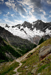 Fototapeta na wymiar Mischabel grupa - Alpy Szwajcarskie