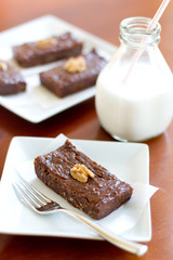 Fudge Nougat with milk - Vertical Zoomed Out