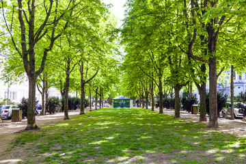 park at Adolfsallee with fountain