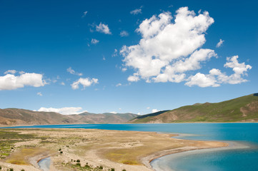 Tibet lake