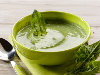 spinach soup, vegetarian food