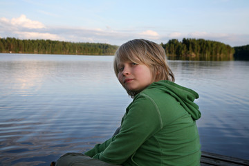 Fototapeta premium Junge am See