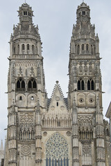 Fototapeta na wymiar the towers of saint gatien
