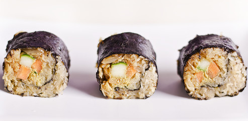 raw food maki sushi