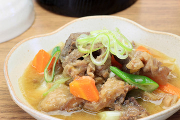 stew of beef tendon