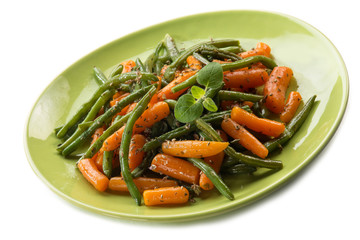green beans with carrots and oregano salad