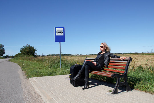 Bus Bench Creepin