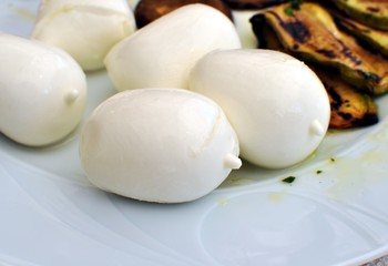 Mozzarelle e melanzane alla griglia