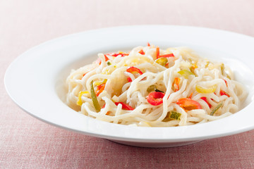 Sauteed noodles with vegetables