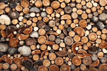 Stapel gehakt brandhout