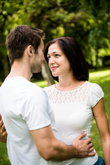Obraz premium Young couple in love together