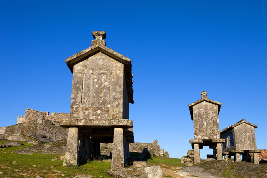 Espigueiros