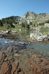 Pic et étang de la Camisette,Midi-pyrénées