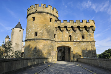 Fototapeta na wymiar Old Porte des Allemands (Gate Niemca) w Metz