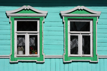 Deux fenêtres traditionnelles