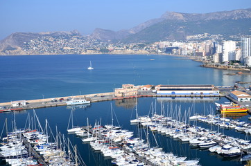 Marina w Calpe, Hiszpania - obrazy, fototapety, plakaty