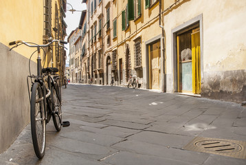 Fototapeta na wymiar Toskania ulica Bike
