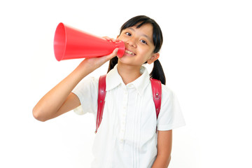 メガフォンを持っている女の子