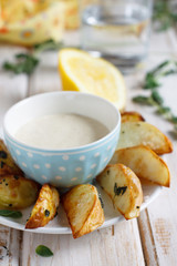 Country Style Fried Potatoes with lemon sauce