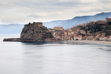 Fototapeta premium Scilla vista dal mare