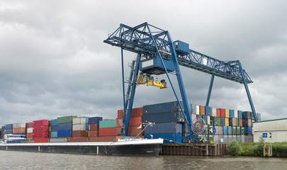 container terminal