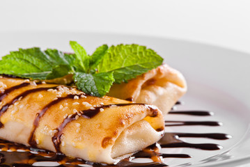 pancakes with chocolad topping
