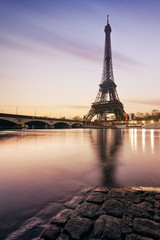 Fototapeta na wymiar Tour Eiffel Paryż Francja