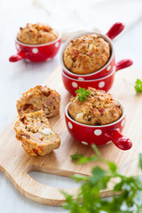 Ham, cheese and tomato muffins