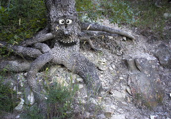 Happy tree