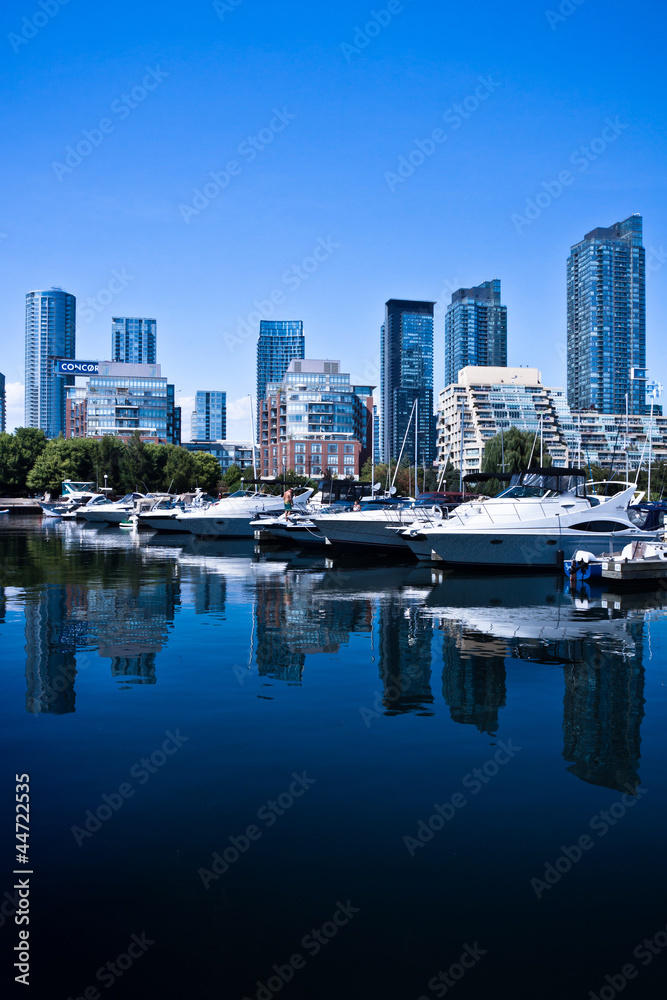 Wall mural Toronto Waterfront Yacht Club