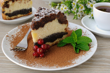 Cheese cake with poppy filling